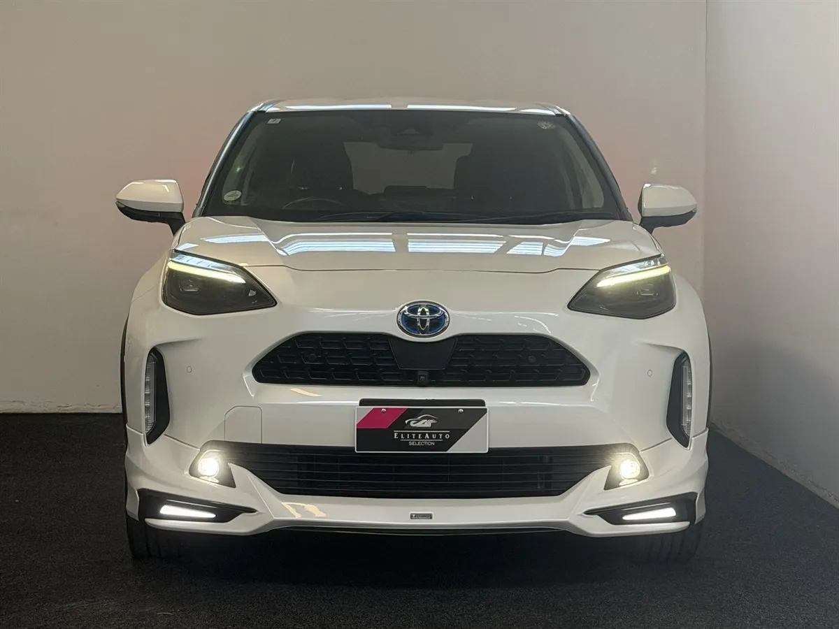 2022 Toyota Yaris Cross Z Limited Bodykit, photo 2 of 20
