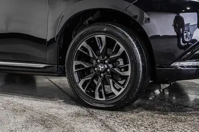 2015 Mitsubishi Outlander G PHEV Facelift! photo 9