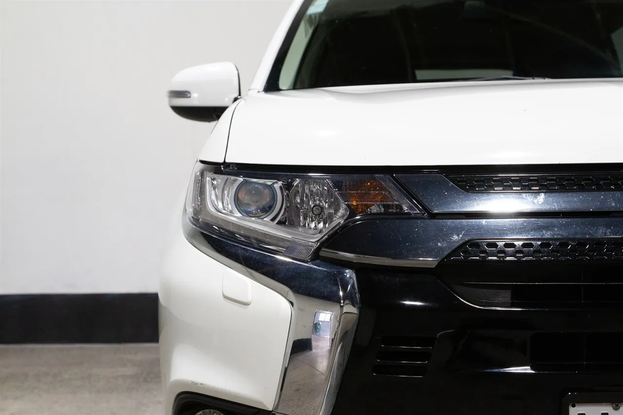 2021 Mitsubishi Outlander XLS PHEV 2.4 4WD NZ