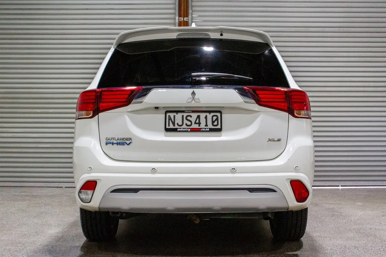 2021 Mitsubishi Outlander XLS PHEV 2.4 4WD NZ