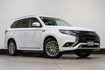 2021 Mitsubishi Outlander XLS PHEV 2.4 4WD NZ