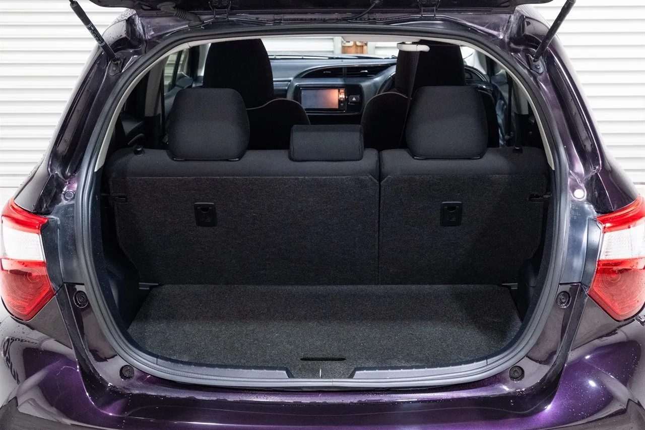 2017 Toyota Vitz Hybrid Jewel Low Kms