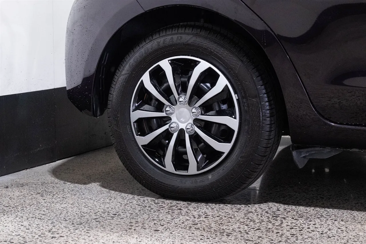 2017 Toyota Vitz Hybrid Jewel