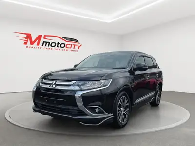 2017 Mitsubishi Outlander 7 Seats, 2.4 G Navi Package RV/ photo 7