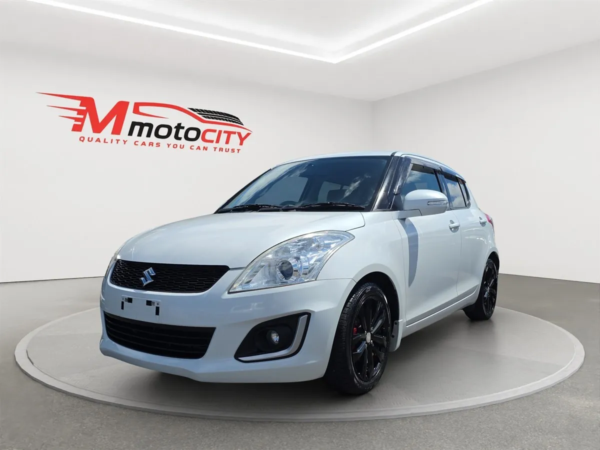 2015 Suzuki Swift IDLING STOP, ALLOYS