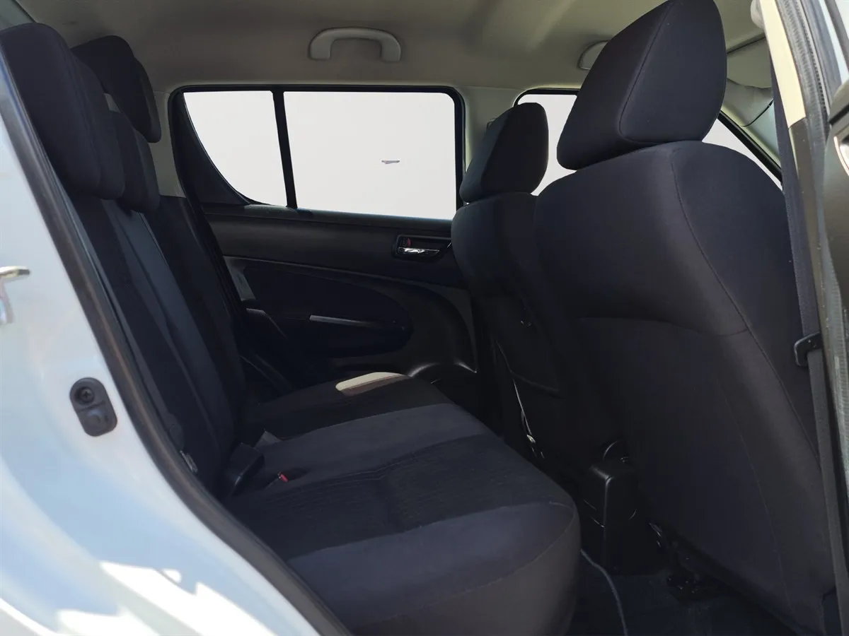 2015 Suzuki Swift IDLING STOP, ALLOYS
