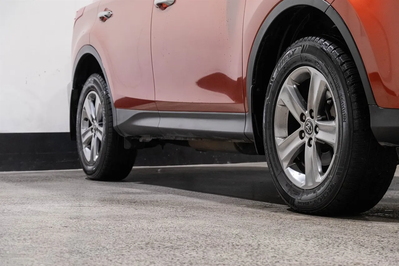 2015 Toyota RAV4 GXL 2.5P 4WD NZ New