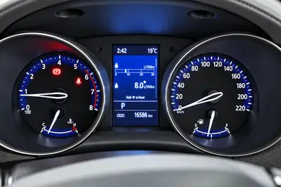 2020 Toyota C-HR Limited photo 18