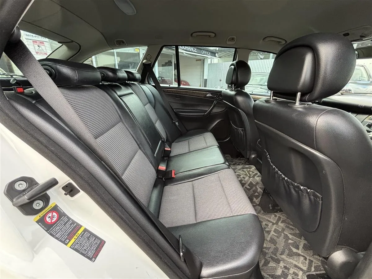 2006 Mercedes-Benz C 180 KOMPRESSOR Station