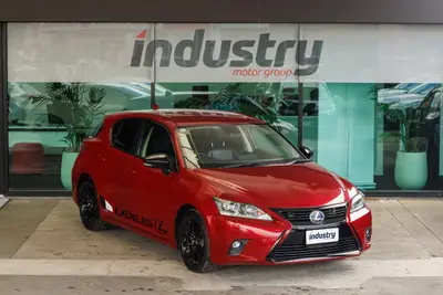 2015 Lexus CT200H Hybrid Leather Pack photo 14