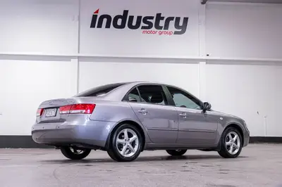 2007 Hyundai Sonata Elite 2.4P photo 10