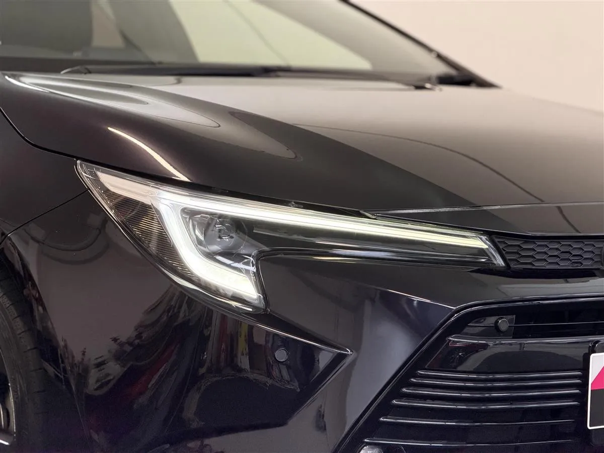 2023 Toyota Corolla Touring WXB Hybrid Station, photo 8 of 20
