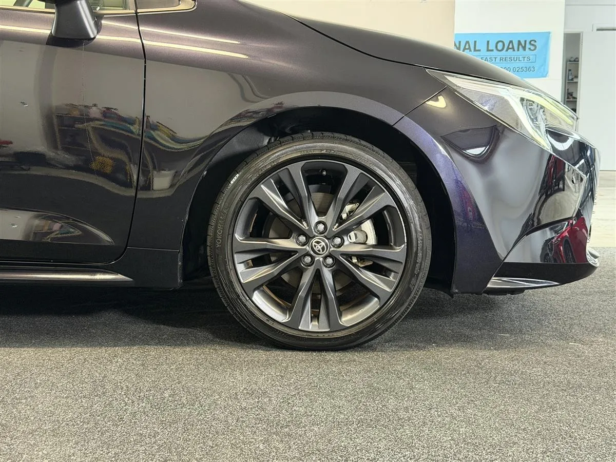 2023 Toyota Corolla Touring WXB Hybrid Station, photo 7 of 20