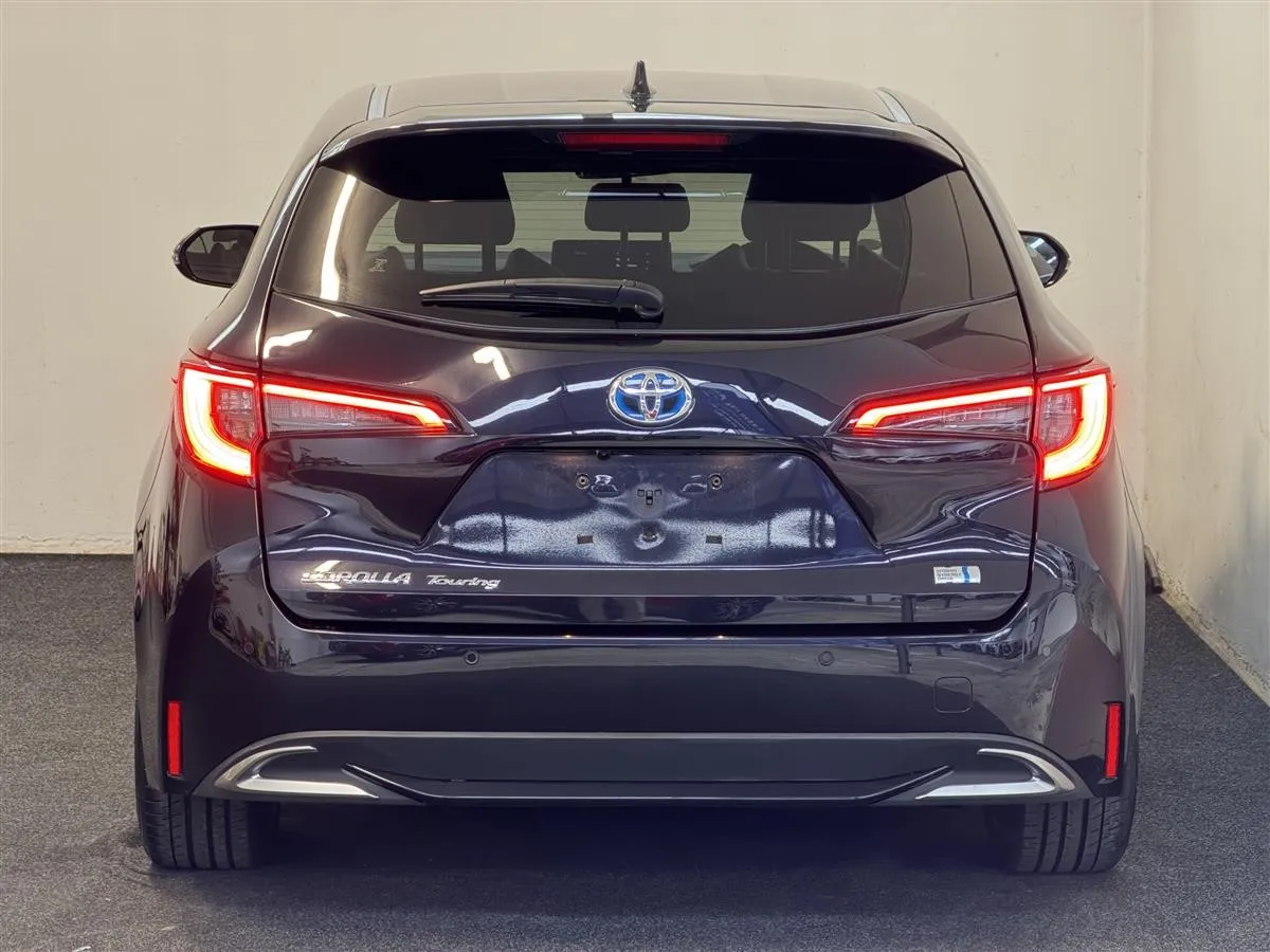 2023 Toyota Corolla Touring WXB Hybrid Station, photo 5 of 20