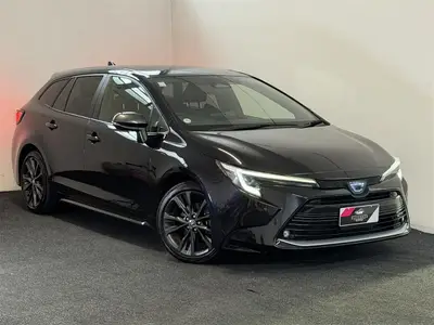 2023 Toyota Corolla Touring WXB Hybrid Station photo 1