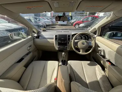 2009 Nissan Tiida photo 7