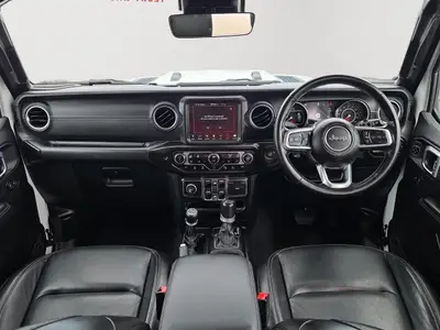 2022 Jeep Wrangler SAHARA UNLIMITED, RADAR CRUISE RV/ photo 17