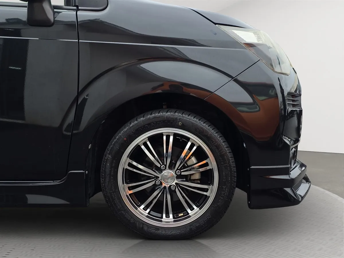 2013 Toyota Spade MODELLISTA BODY KIT, ALLOYS
