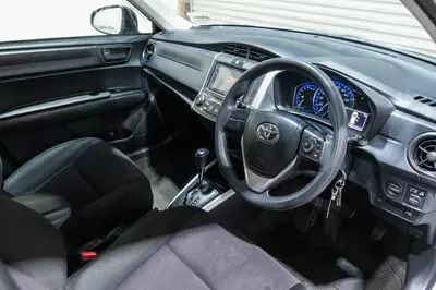 2017 Toyota Corolla Fielder Hybrid photo 3
