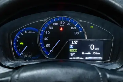 2017 Toyota Corolla Fielder Hybrid photo 17