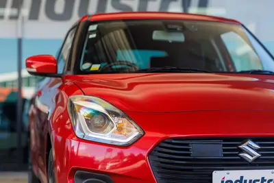2019 Suzuki Swift Hybrid Safety Package photo 12