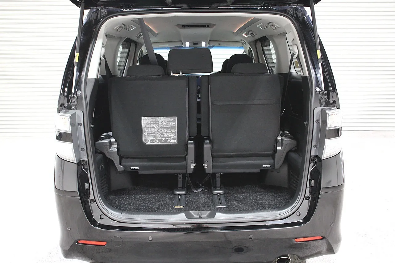2014 Toyota Vellfire 2.4Z 7 Seater