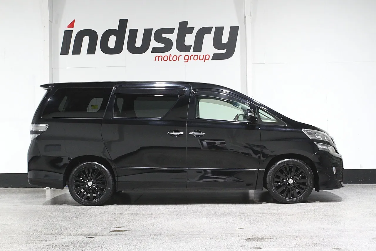 2014 Toyota Vellfire 2.4Z 7 Seater