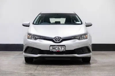 2015 Toyota Corolla GX Hatch NZ New photo 6