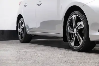 2015 Toyota Corolla GX Hatch NZ New photo 9