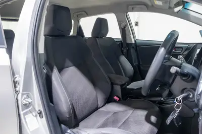 2015 Toyota Corolla GX Hatch NZ New photo 3