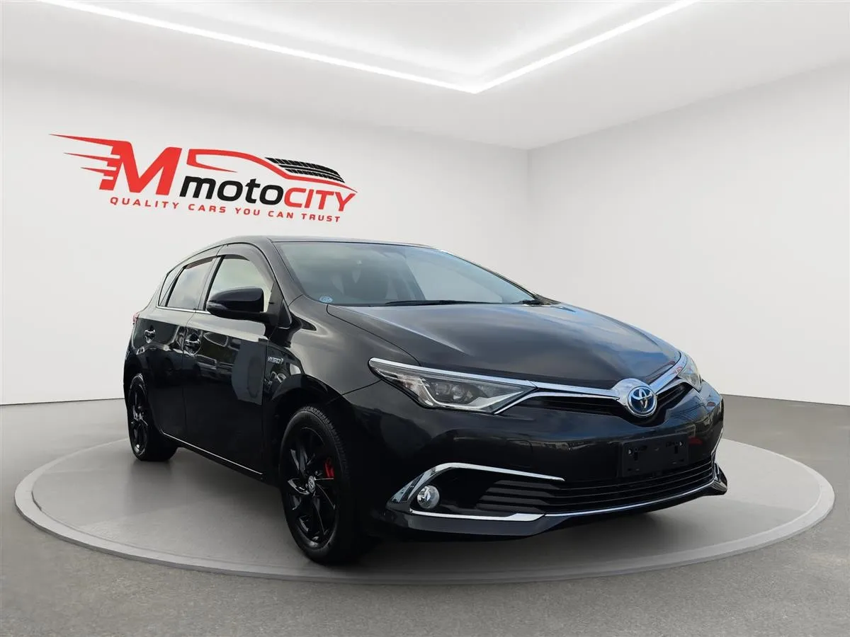 2018 Toyota Auris Half Leather Seats, Lane Assist
