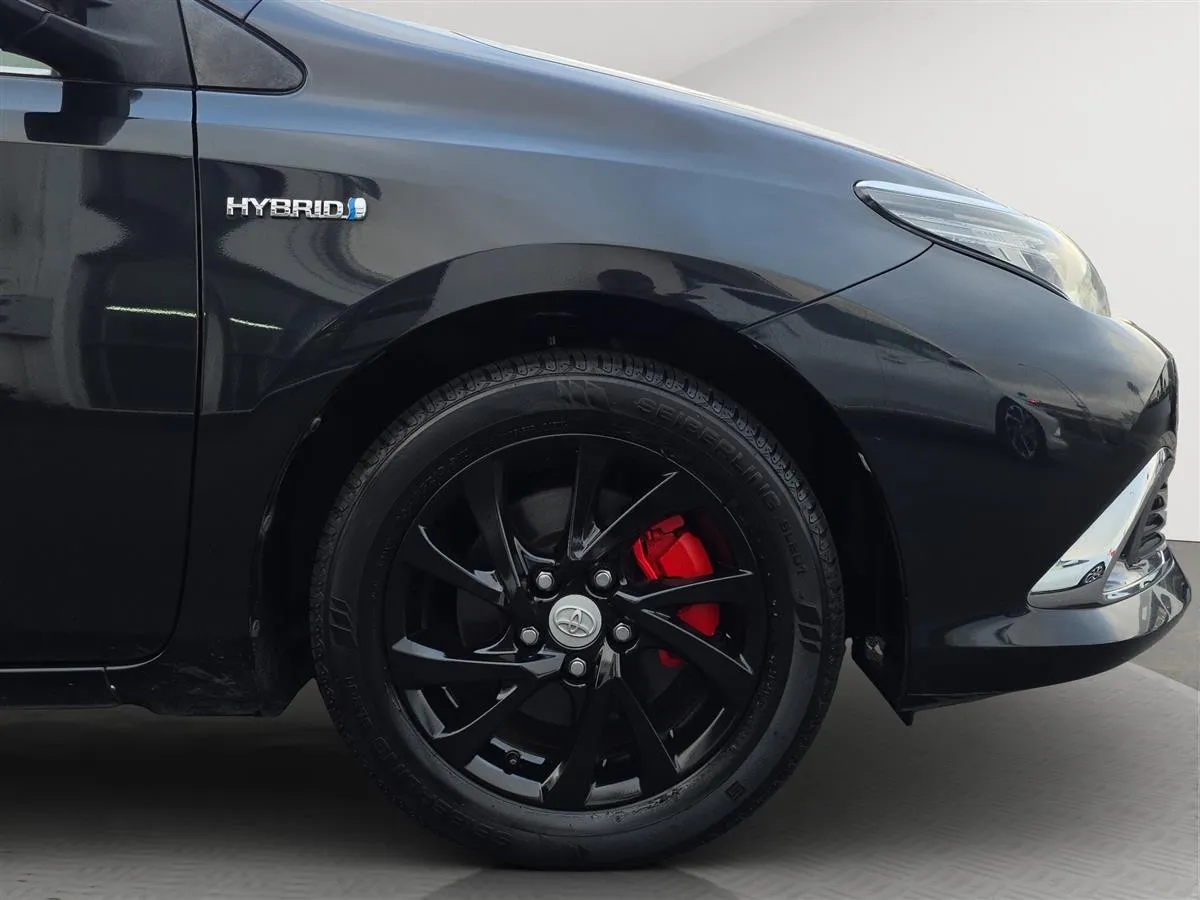 2018 Toyota Auris Half Leather Seats, Lane Assist