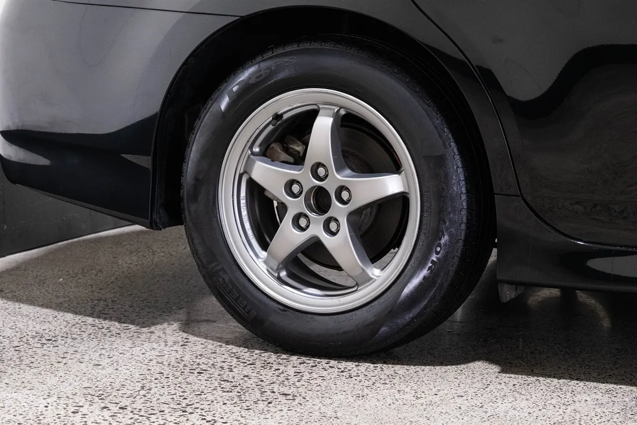 2013 Toyota Sai SL Selection Low Km