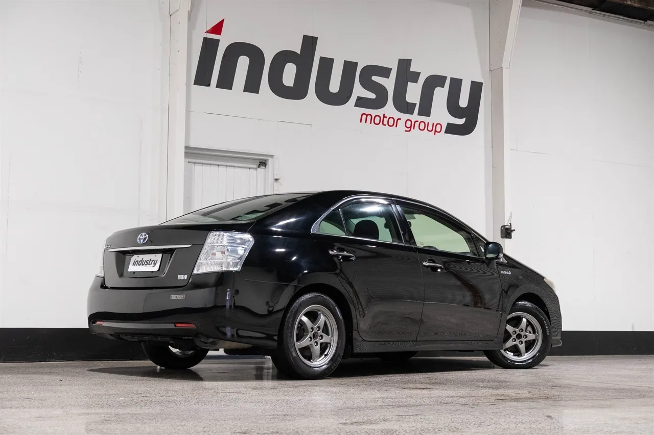 2013 Toyota Sai SL Selection Low Km
