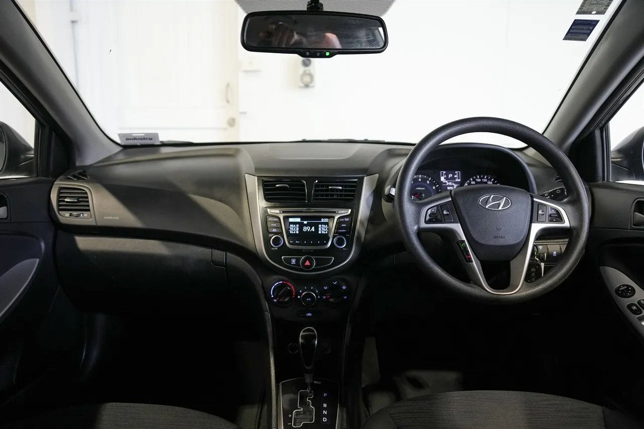 2018 Hyundai Accent 1.4P !