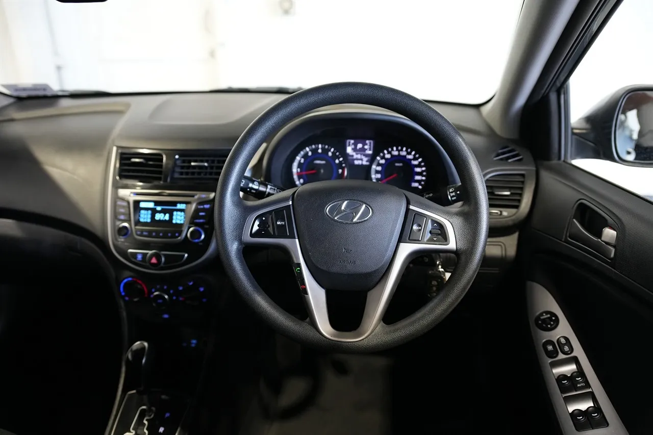 2018 Hyundai Accent 1.4P !