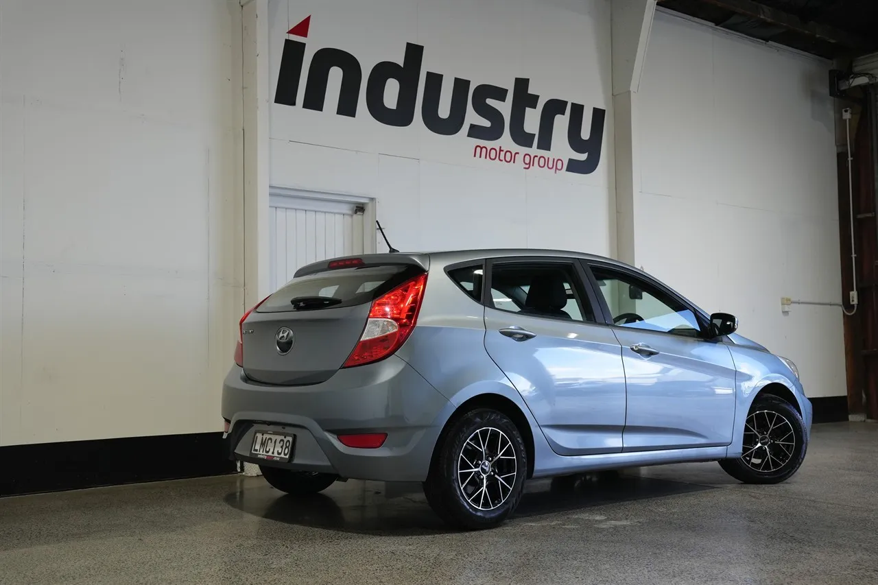 2018 Hyundai Accent 1.4P !