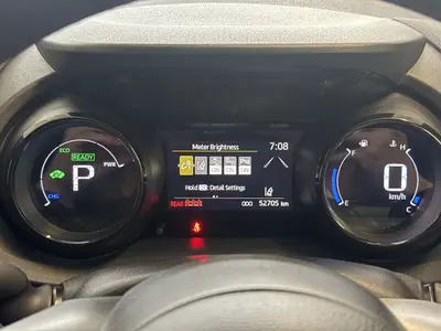 2021 Toyota Yaris Hybrid Seats Heated 360 Camera photo 20