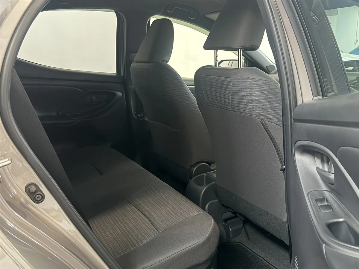 2021 Toyota Yaris Hybrid Seats Heated 360 Camera