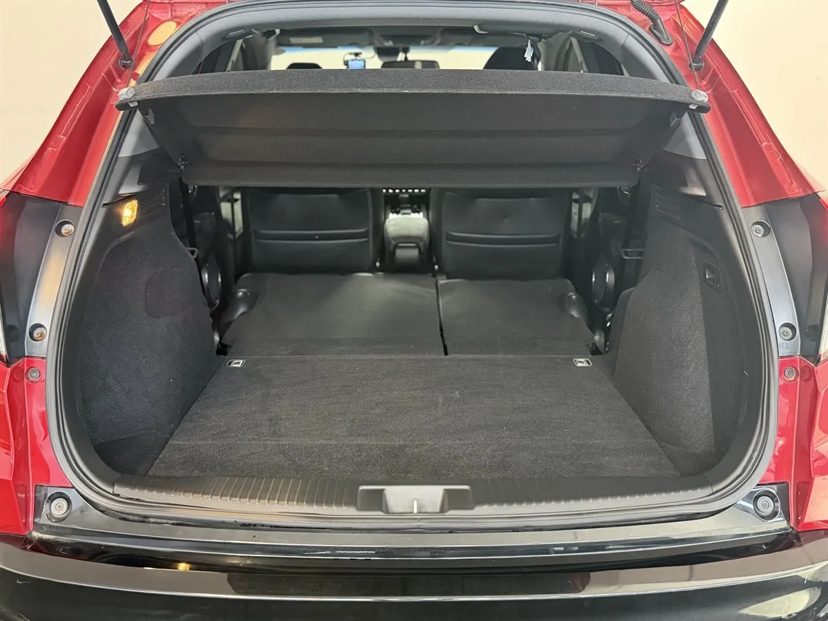 2016 Honda Vezel 1.5 RS Hybrid Honda Sensing Seats Heated