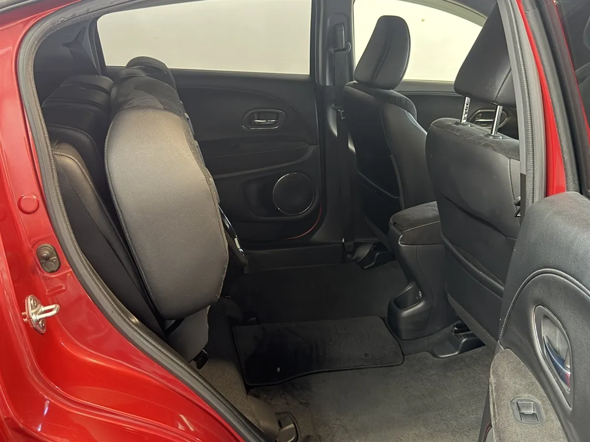 2016 Honda Vezel 1.5 RS Hybrid Honda Sensing Seats Heated