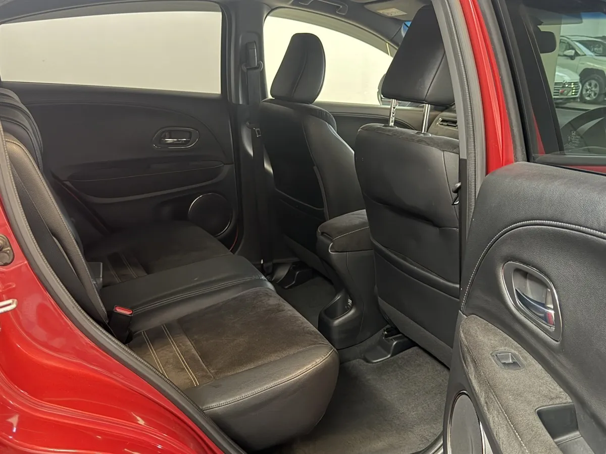 2016 Honda Vezel 1.5 RS Hybrid Honda Sensing Seats Heated
