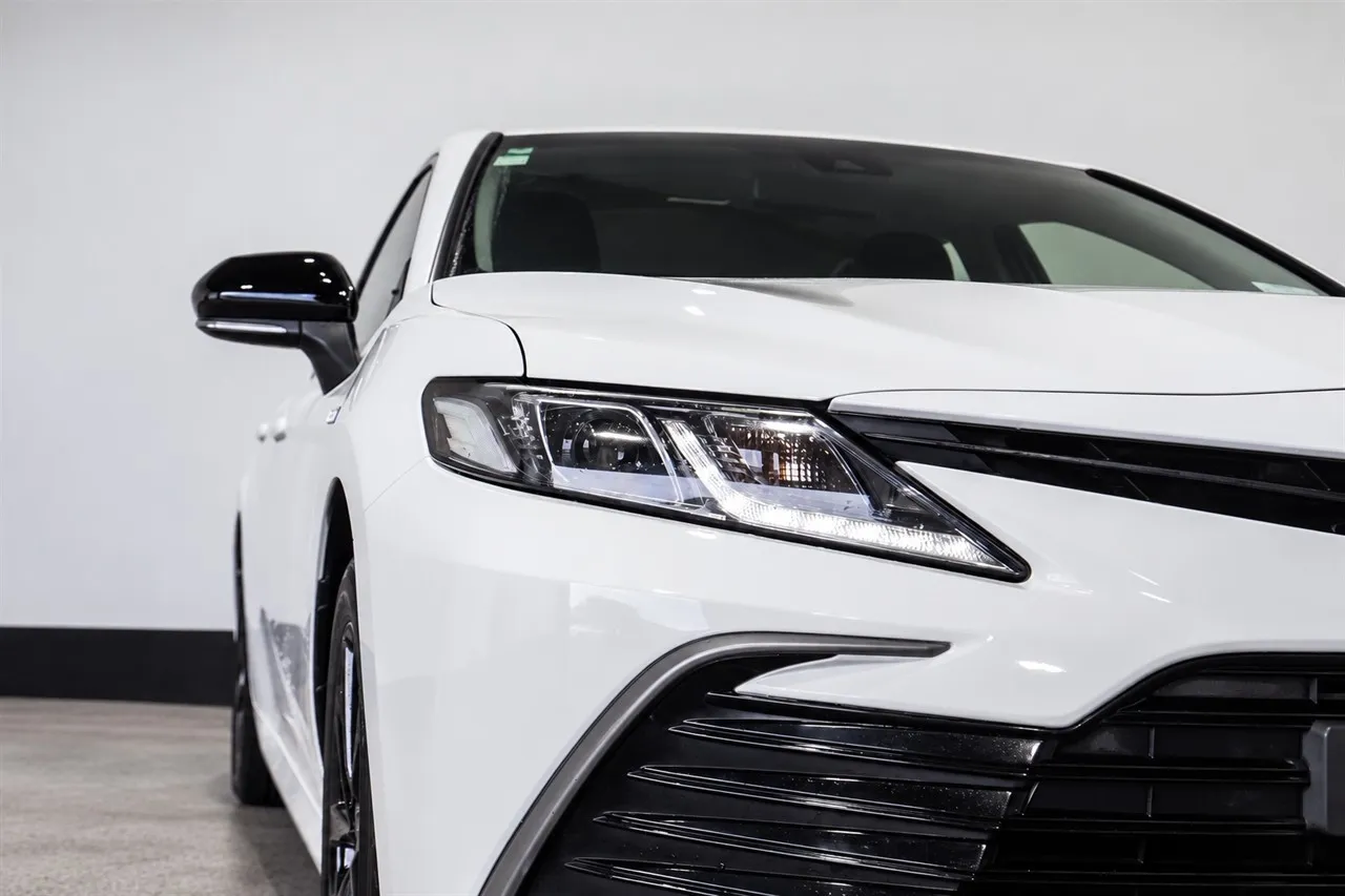 2022 Toyota Camry GX Hybrid
