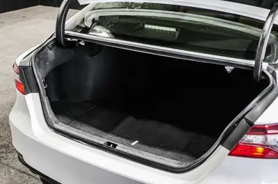 2022 Toyota Camry GX Hybrid photo 12