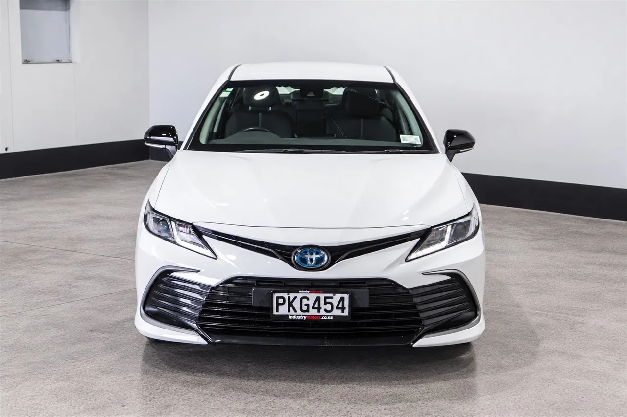2022 Toyota Camry GX Hybrid