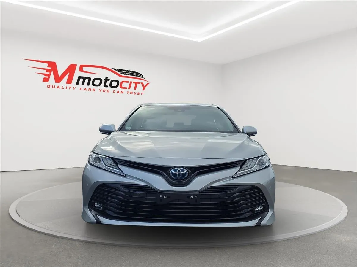 2021 Toyota Camry HYBRID, X, photo 8 of 20