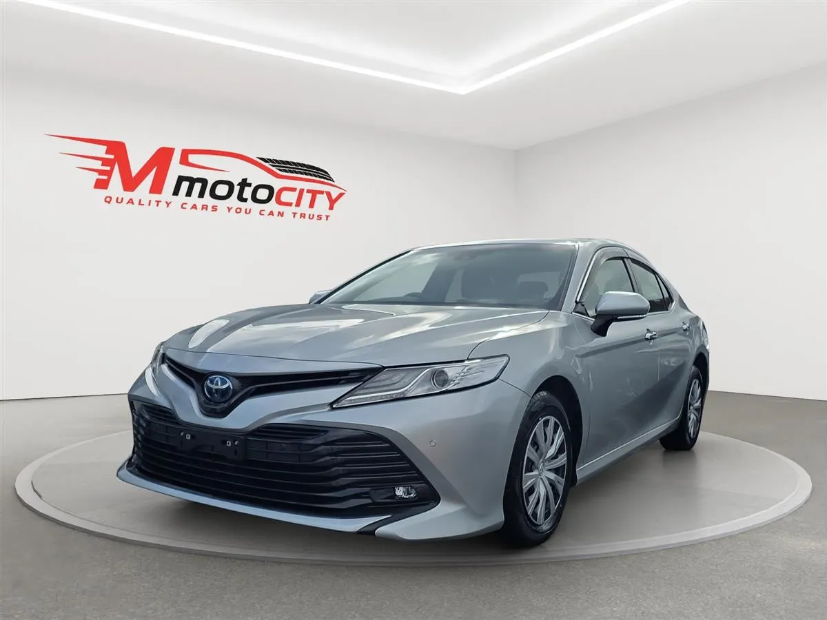 2021 Toyota Camry HYBRID, X, photo 7 of 20