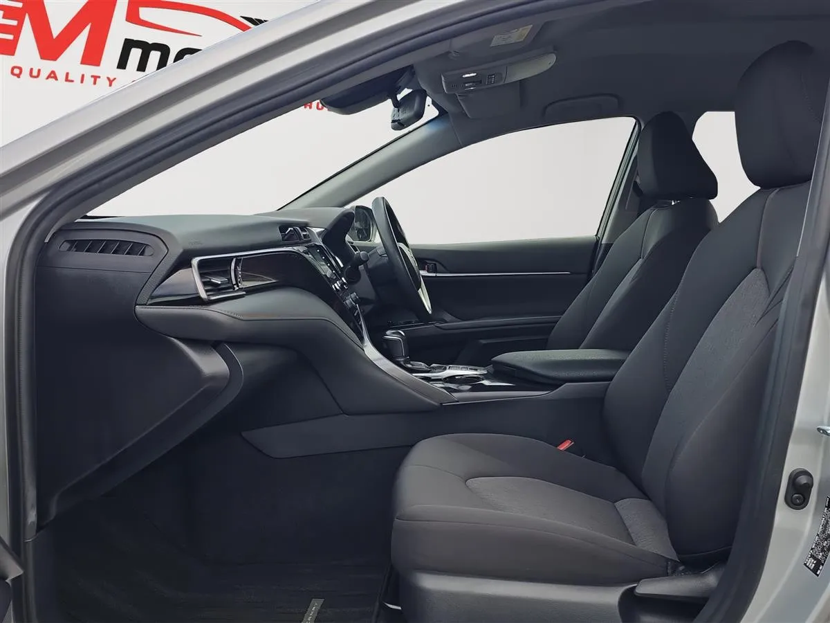 2021 Toyota Camry HYBRID, X,