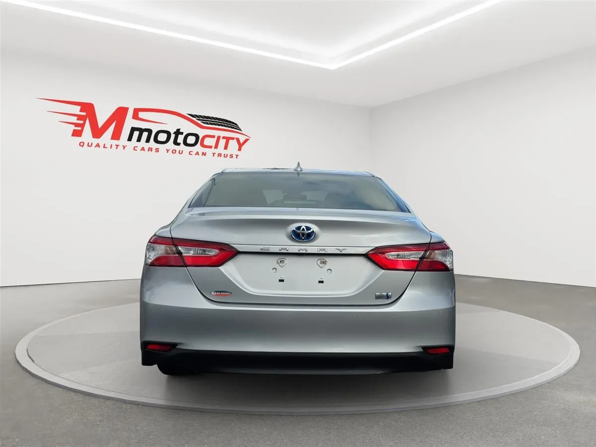 2021 Toyota Camry HYBRID, X, photo 4 of 20