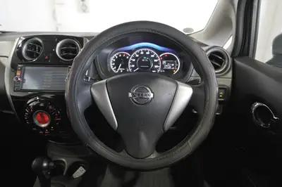 2015 Nissan Note X Dig-S photo 17